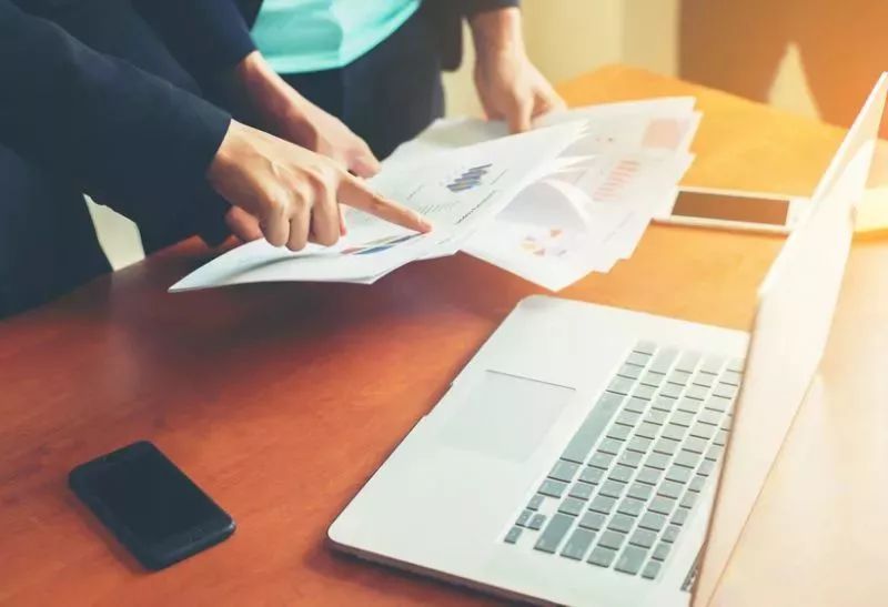 放假通知书模板大学 (放假通知模板)