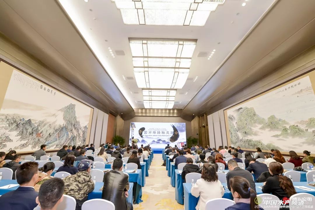 海鲜市场人山人海现直播,水产市场人山人海