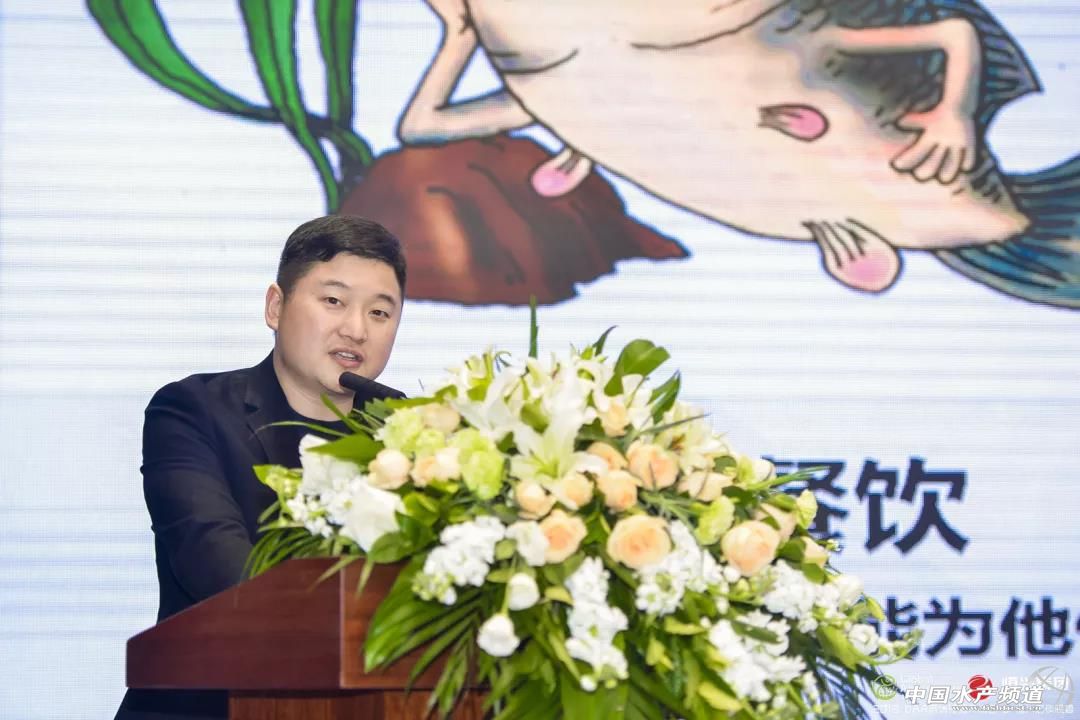 海鲜市场人山人海现直播,水产市场人山人海