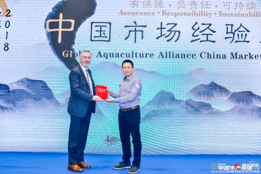 海鲜市场人山人海现直播,水产市场人山人海