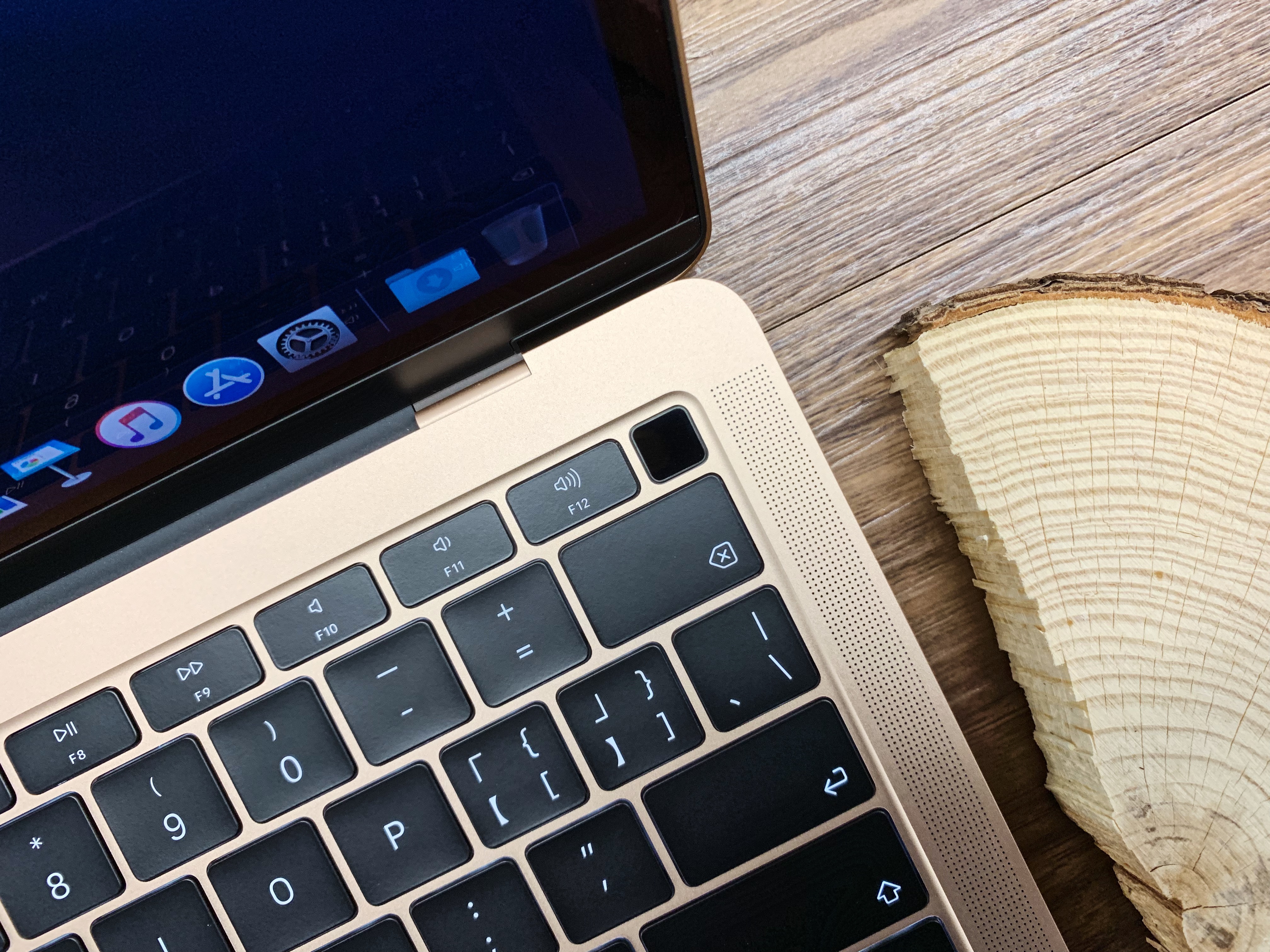 新macbookair和2020款,新macbookairm1测评