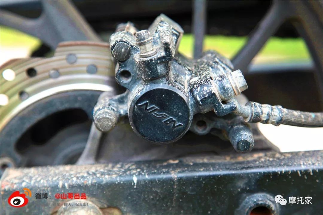 三轮摩托车的安全隐患,注意摩托车安全