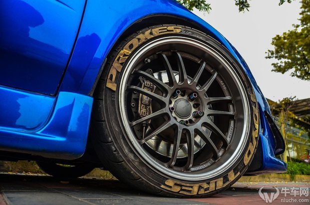 第十代翼豹改11代,第四代翼豹改装宽体