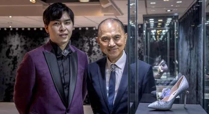 3000万珠宝鞋的中国电商伙伴，为什么是她？