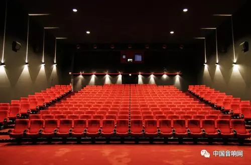 人的耳朵哪一段频率听得最舒服,耳朵听多少频率的声音最舒服