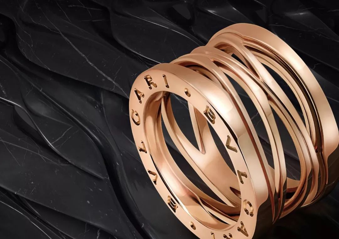 扎哈哈迪德个人作品,扎哈哈迪德女性力量