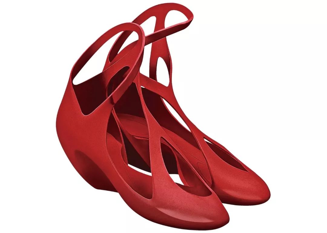 扎哈哈迪德个人作品,扎哈哈迪德女性力量