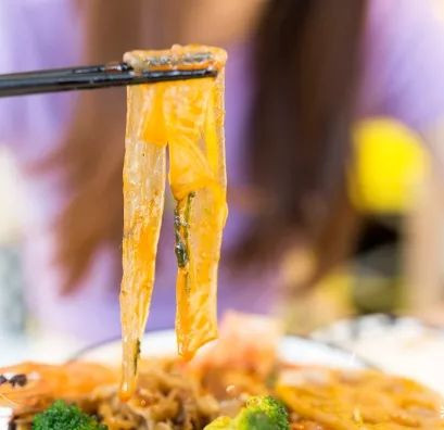 漂亮小姐姐开的网红店,高颜值小姐姐做美食