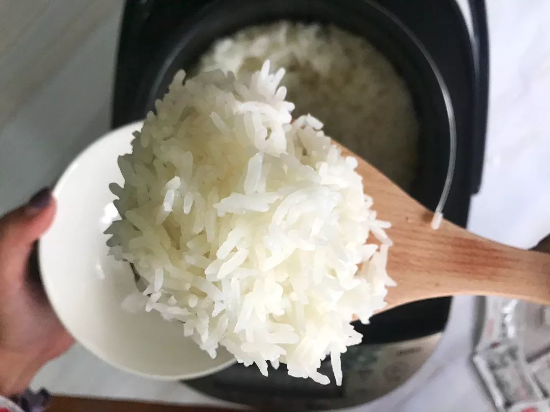 鎯冲悆楗煎共鍙槸鍙堜笉鎯冲嚭鍘讳拱,鎯冲悆榛勬补鏇插楗煎共