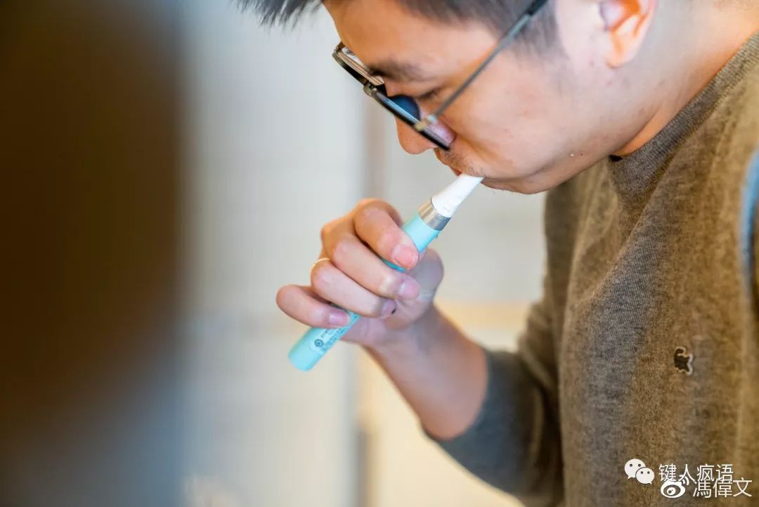 买只电动牙刷吧,你会后悔的……后悔没早买