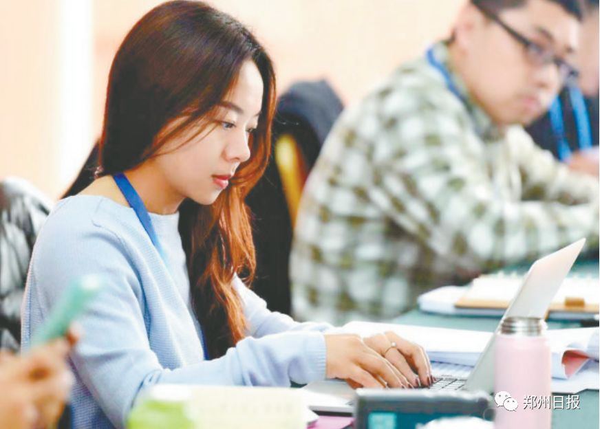 中国新闻记者节,第二十个记者节新闻特写