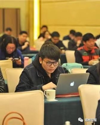 中国新闻记者节,第二十个记者节新闻特写