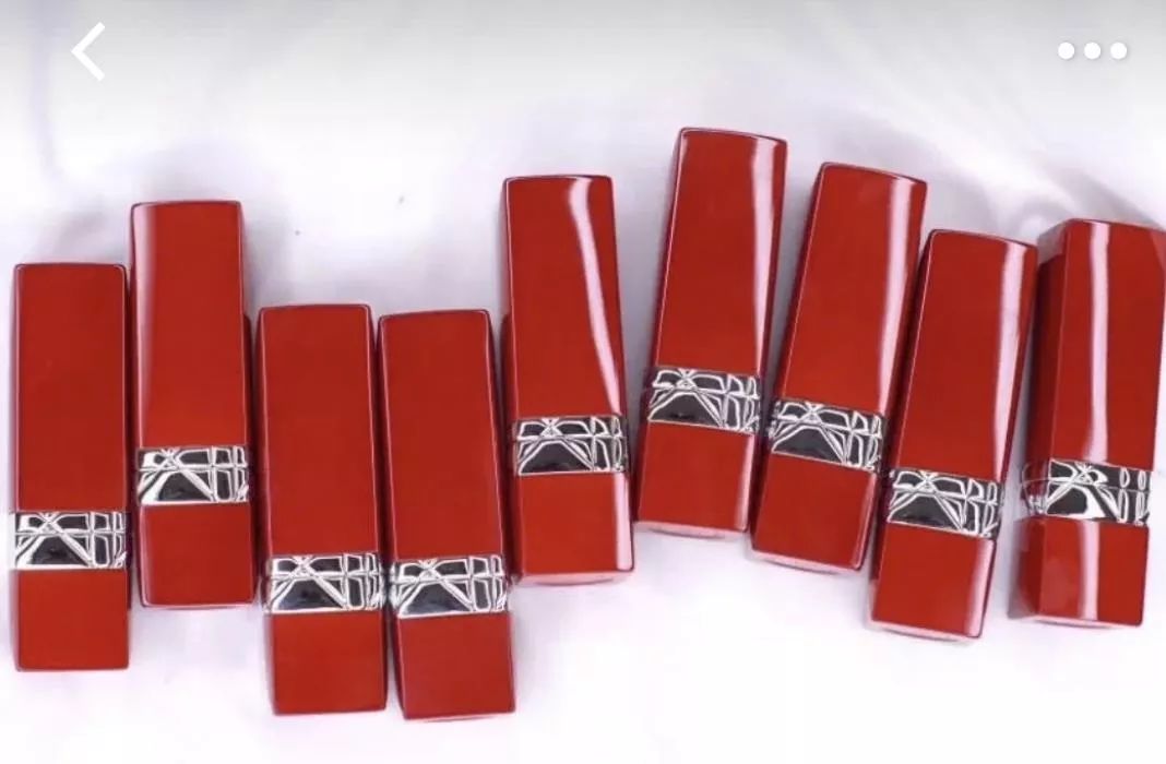 迪奥出了全新红管系列口红!看完钱包保不住了