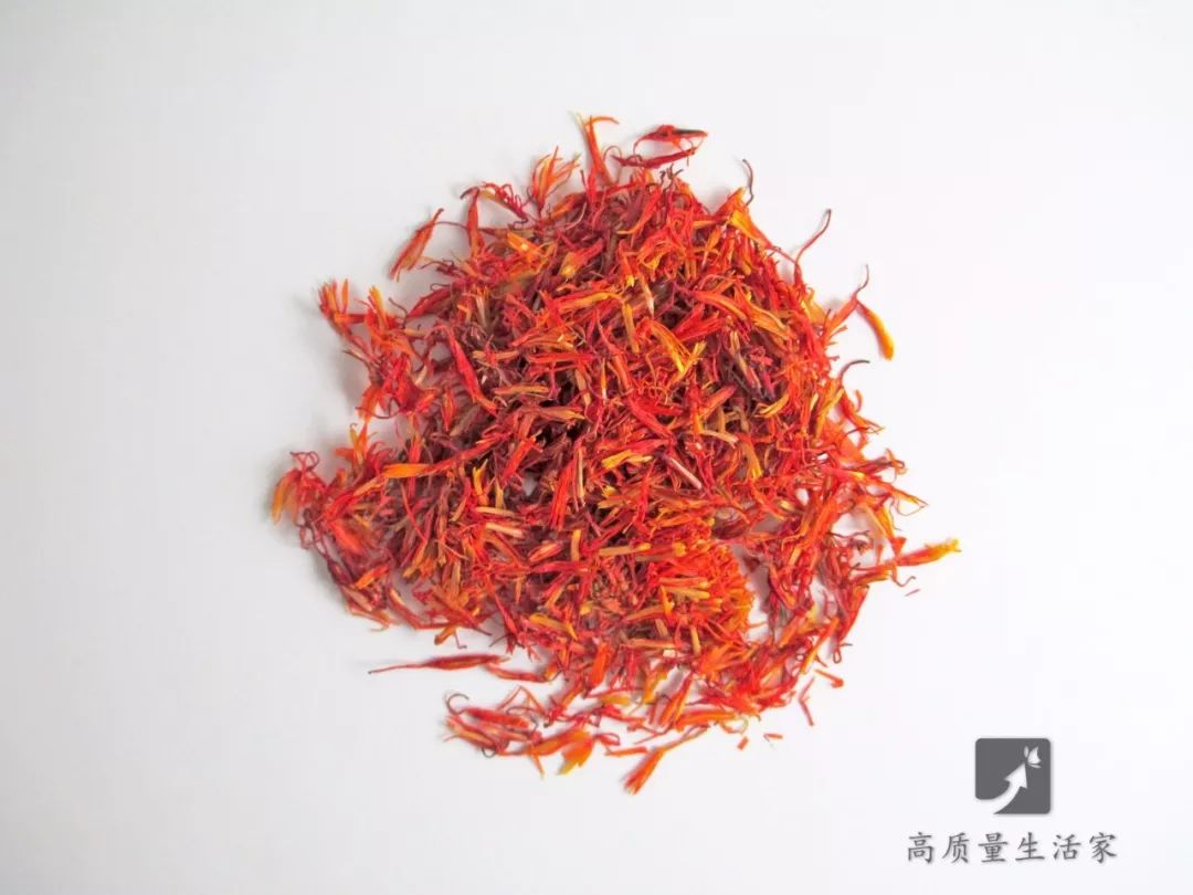 用它泡脚满头黑发还能抗衰老,延缓衰老睡前泡脚