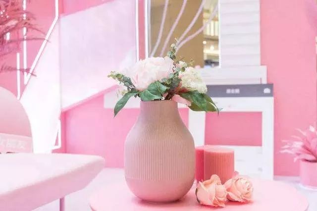 1000份精美礼品进店免费送,千份进店礼免费送