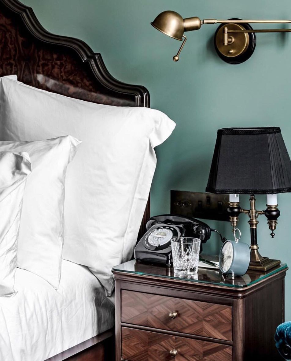 北京好玩设计酒店太少，于是她在CBD自己装了一个！