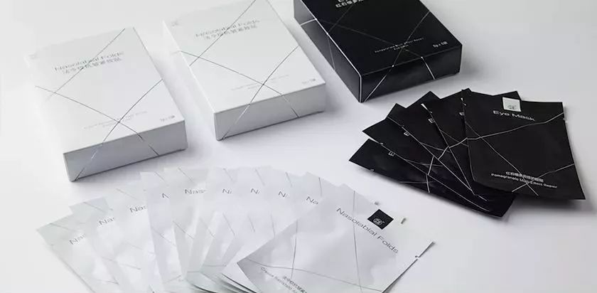 法令纹会让自己显老5到10岁,法令纹显老十岁教你解决