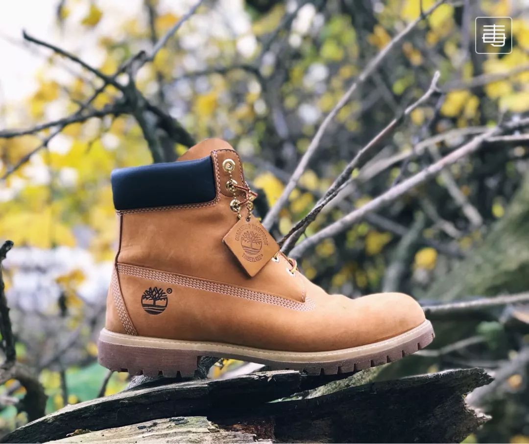 想在街头吸睛没有一双潮鞋怎么行,晒鞋子怎么拍照好看