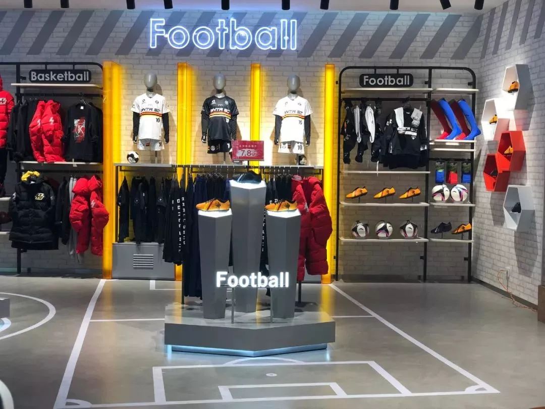 哇!昆明开了家1100平米超大的儿童钻石旗舰店?!本周末还有大优惠!