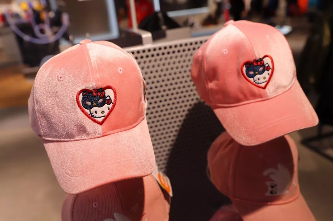 哇!昆明开了家1100平米超大的儿童钻石旗舰店?!本周末还有大优惠!