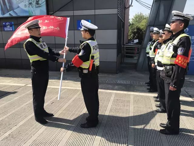 一线传真燃烧青春的热血,一线传真启航公安