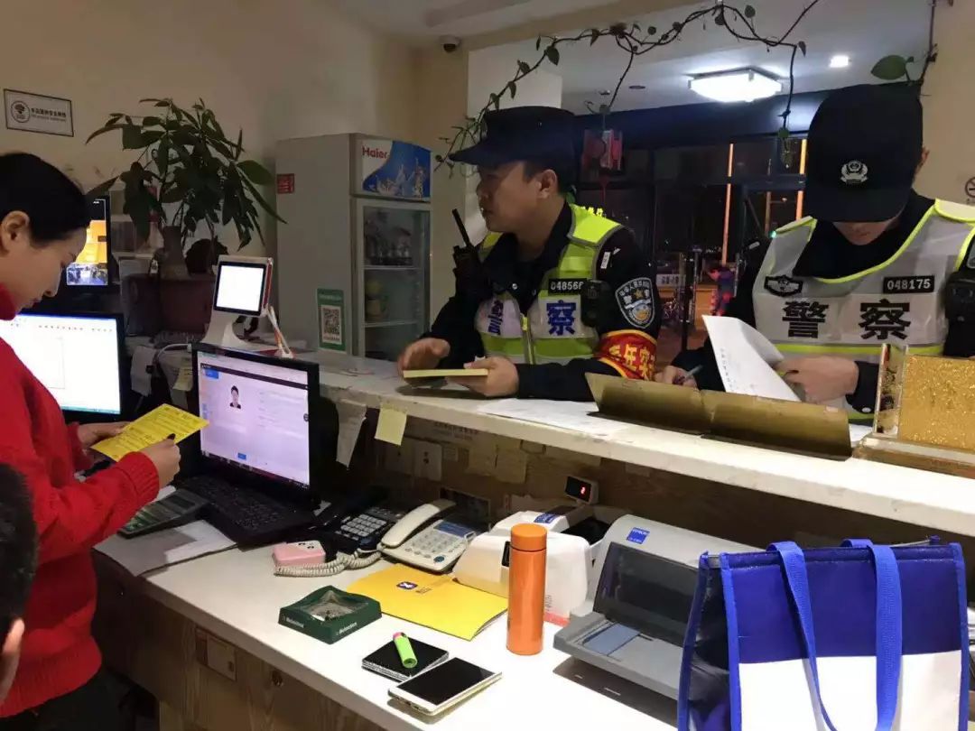 一线传真燃烧青春的热血,一线传真启航公安