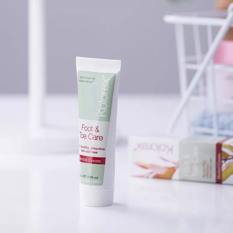 “男朋友的脚堪比生化*器武**！我得治治他！”