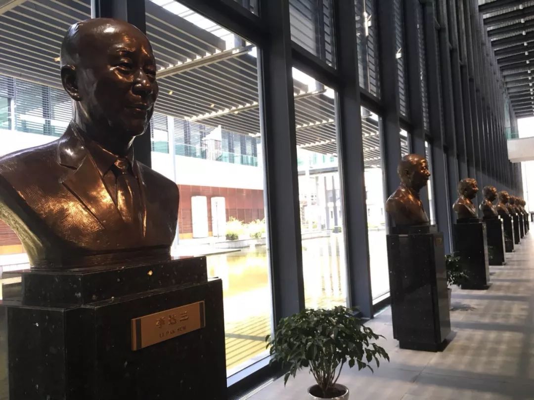 宁波帮建设宁波,让全世界的宁波团结起来