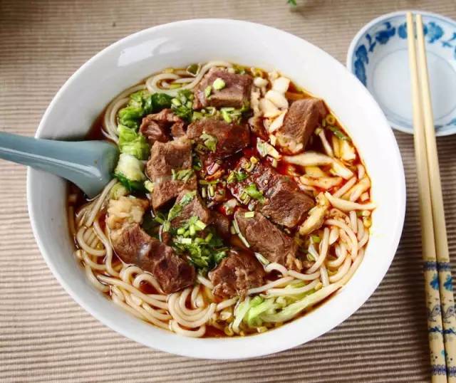 米线的最佳做法,好吃的米线的配料和做法