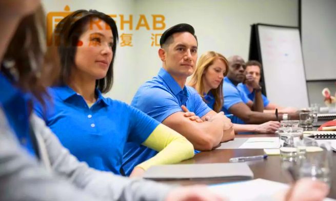 康复科都有哪些人,康复科好多人