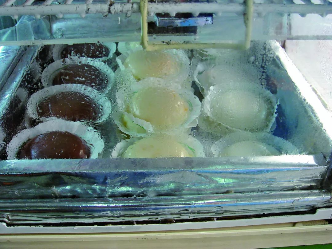 澳门并非只有“灯红酒绿”,还有这些生活气息满满的“旧区小店”