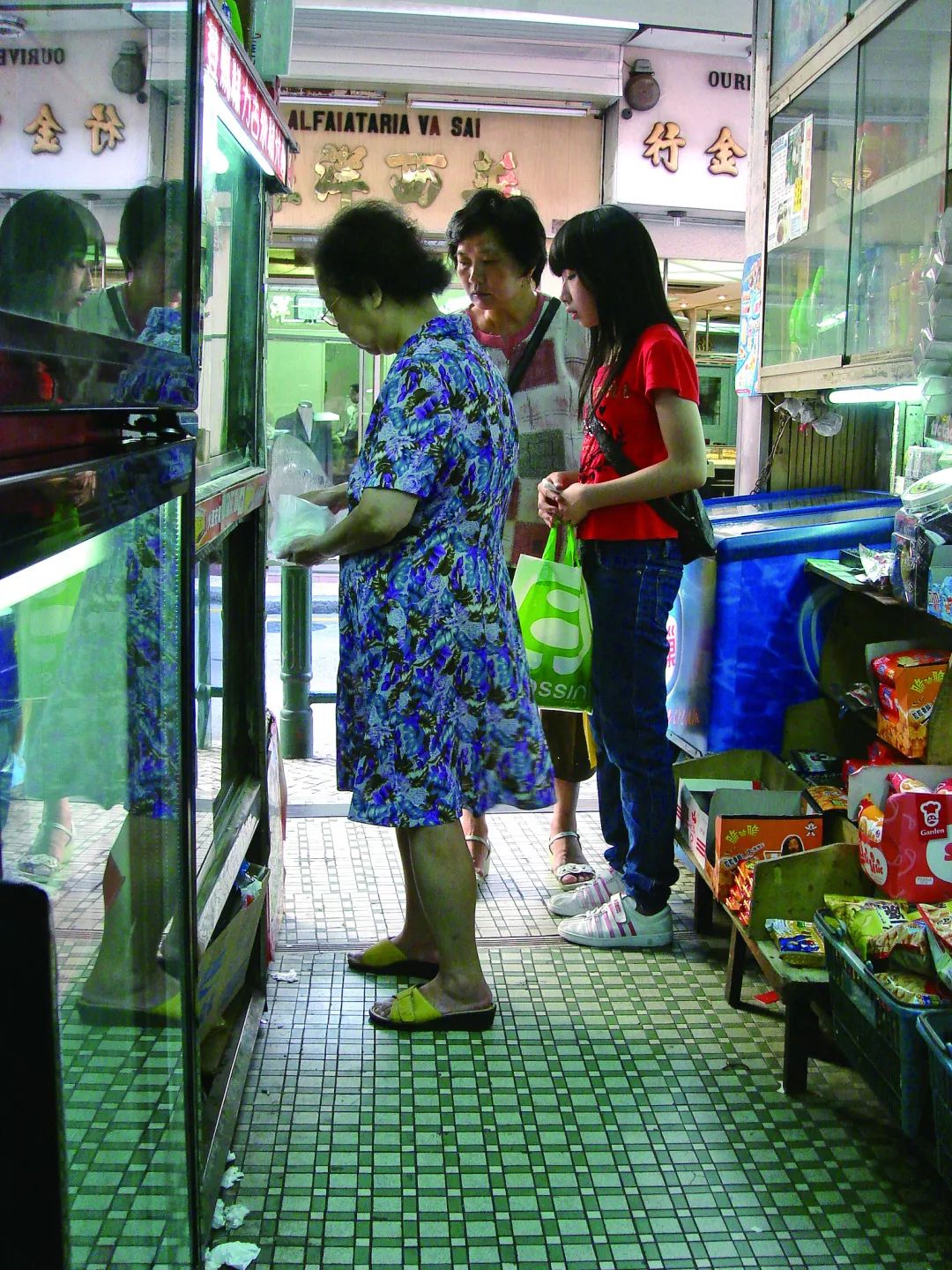 澳门并非只有“灯红酒绿”,还有这些生活气息满满的“旧区小店”