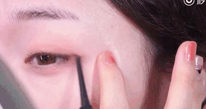 白月光女神秦岚穿搭,秦岚白月光茉莉花