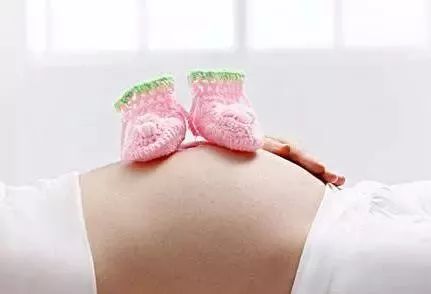 网曝刘强东亲妹妹9日去世,年仅43岁,死因极其罕见……