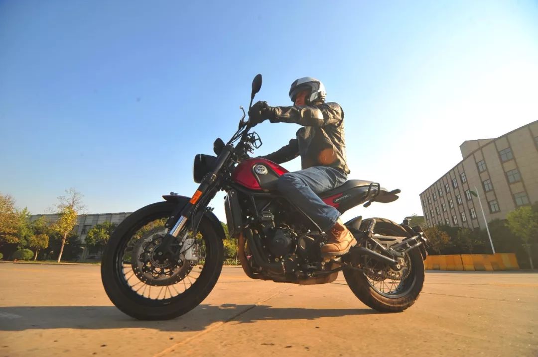 贝纳利幼狮leoncino500底价,幼狮500leoncinotrail