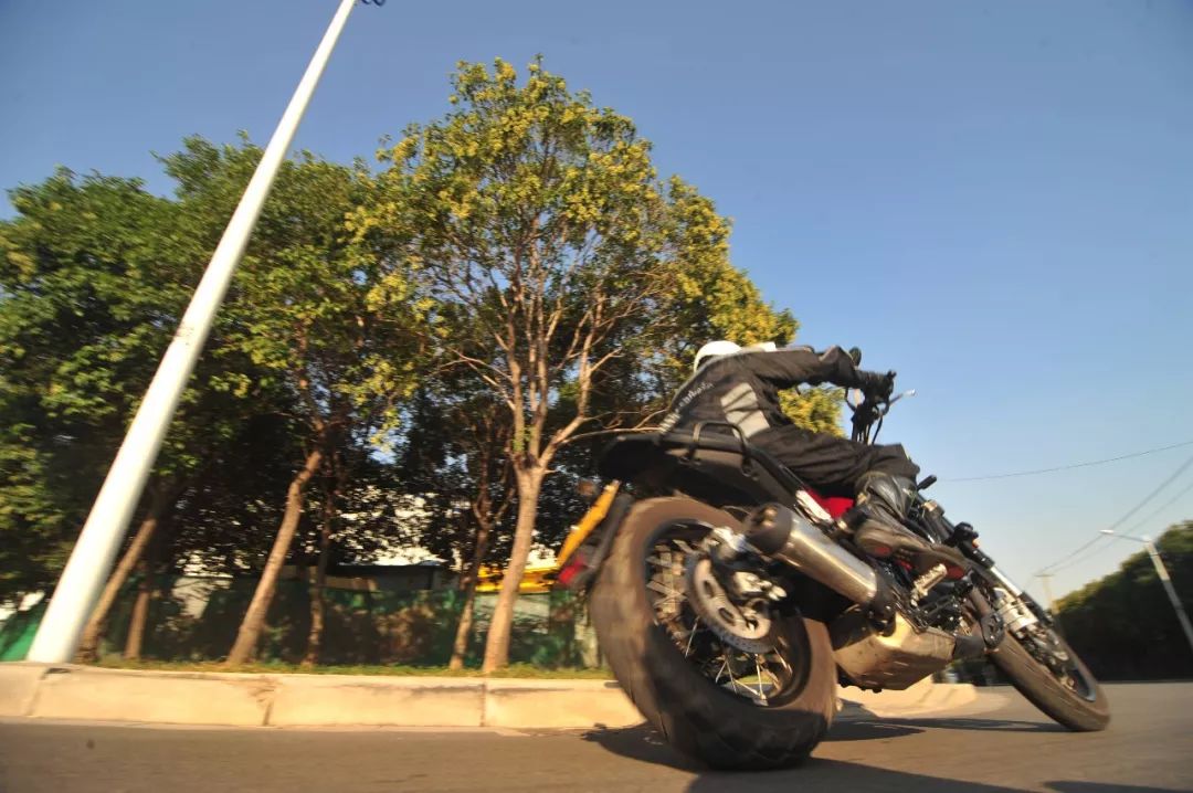 贝纳利幼狮leoncino500底价,幼狮500leoncinotrail