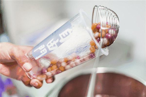 杭州下午茶外卖数据揭晓!计量学子爱吃炸鸡,嘉里中心白领热衷咖啡,五联西苑居民爱喝奶茶……