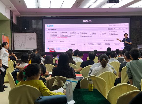 一个家具小镇的“双11”十年