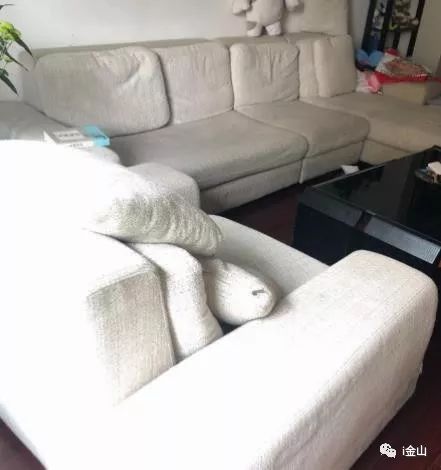 全新Gucci包、电磁炉……这期跳蚤市场有点不一样!