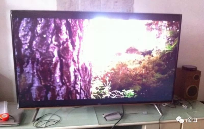 全新Gucci包、电磁炉……这期跳蚤市场有点不一样!