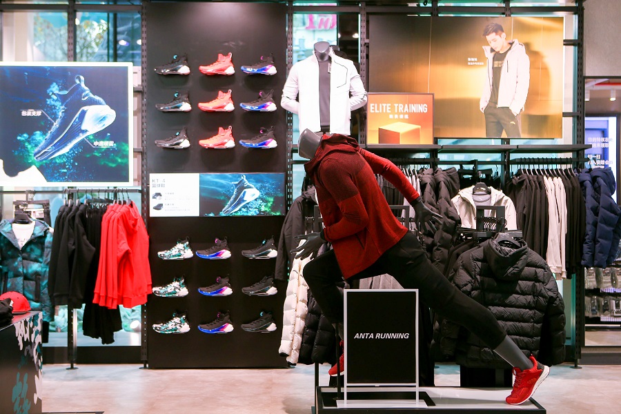 安踏零售转型做了什么,安踏在什么时候做零售转型