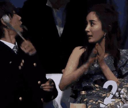 张艺兴弹琴喜剧之王,向往的生活张艺兴唱歌喜剧之王