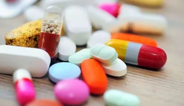 胡吃海喝胃肠道不适,胡吃海塞后怎么快速消化