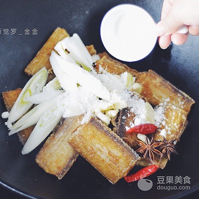 红烧带鱼的做法简单王刚,红烧带鱼的做法家常