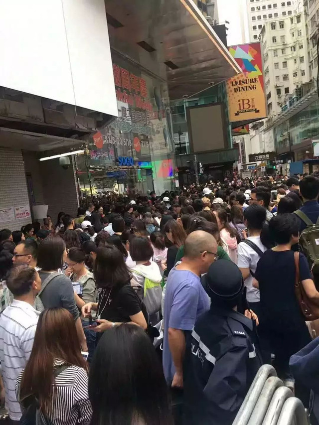 香港崇光百货雅诗兰黛国庆活动,香港崇光百货2023店庆