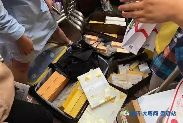 香港崇光百货雅诗兰黛国庆活动,香港崇光百货2023店庆