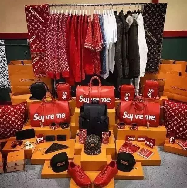 一天收入超1.7亿,比明星还会赚钱,这位网红小姐姐要去美国上市了!