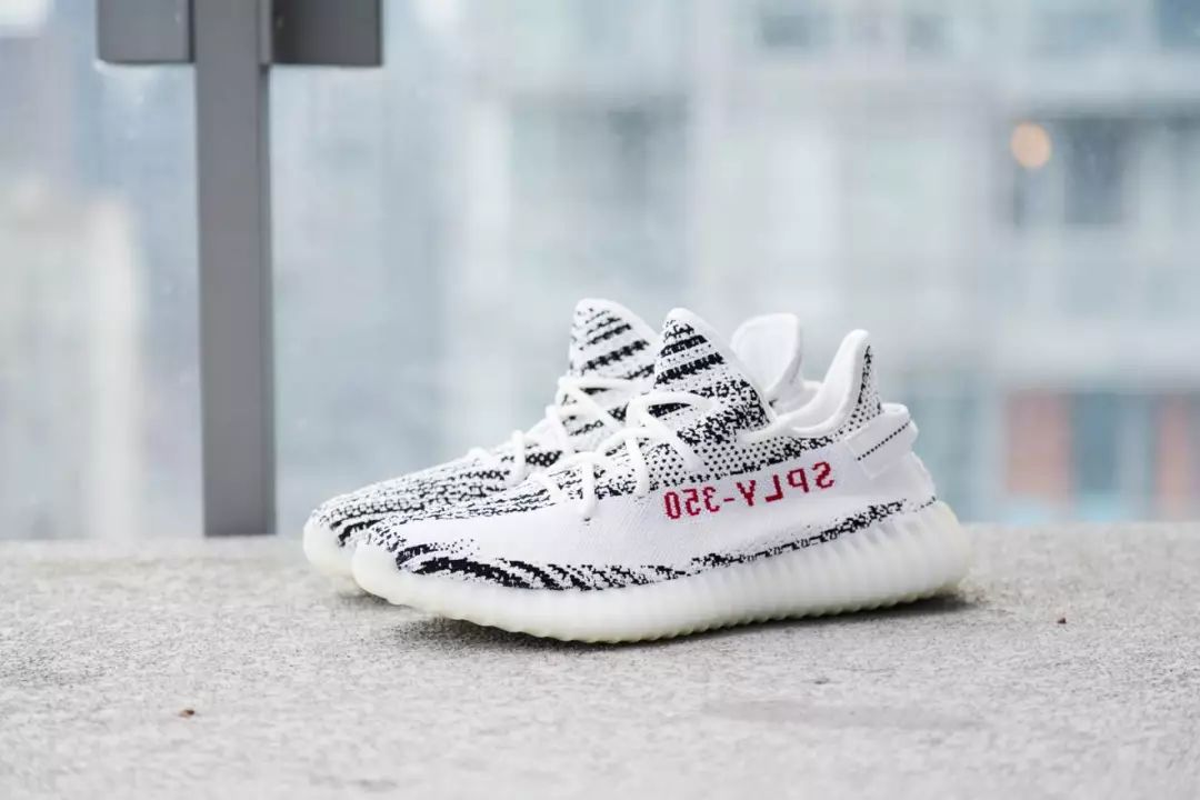 aj1蓝黑脚趾和aj1红黑脚趾,aj1芝加哥和aj1红脚趾