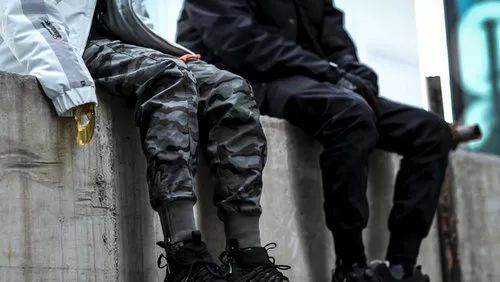 aj1蓝黑脚趾和aj1红黑脚趾,aj1芝加哥和aj1红脚趾