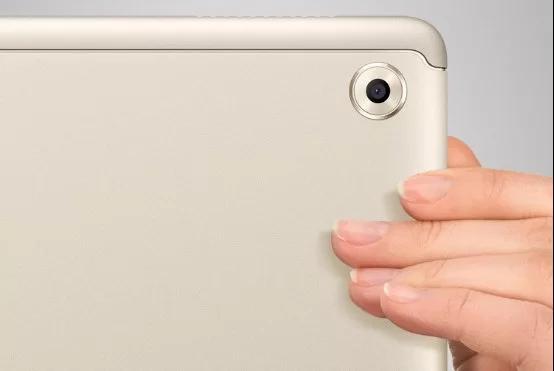 平板屏幕大一点的,平板屏幕越大越容易弯曲吗